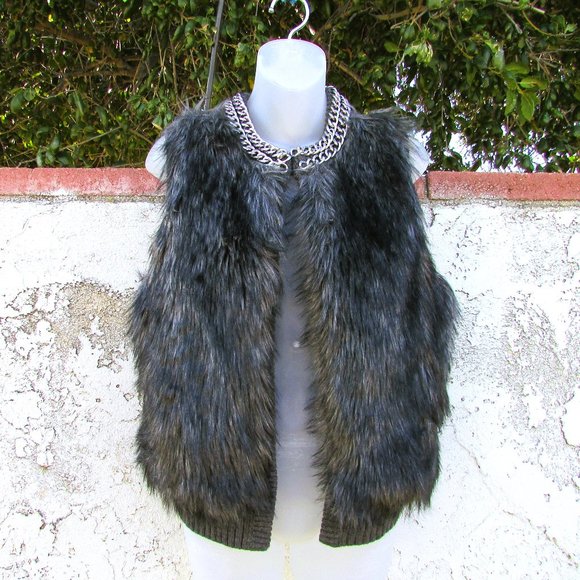 MICHAEL Michael Kors gray faux fur vest M